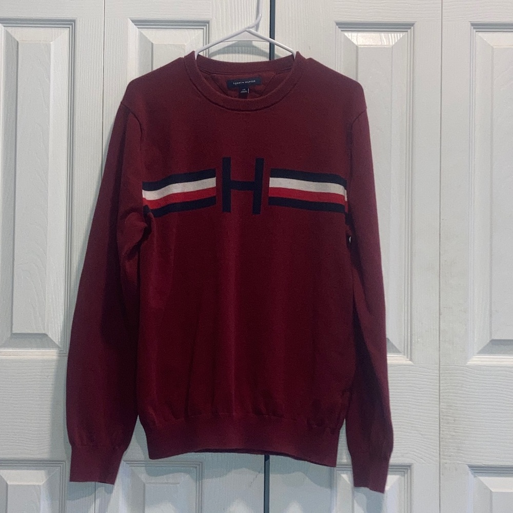 Tommy Hilfiger Red crewneck Sweater size L 100% cotton